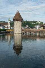 Kappelbrücke mit Wasserturm, Luzern, Schweiz