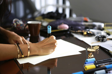 right hand painting