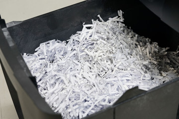 シュレッダーのゴミ