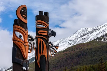 Fotobehang Totem Pole of the canadian First Nations © hecke71