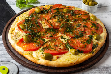 pizza caprese