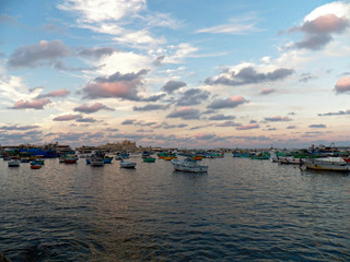 Fototapeta premium boat at sunset