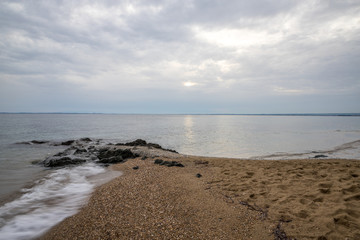 Die Küste der Ägäis in Griechenland