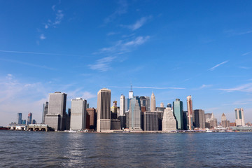 Fototapeta premium New York City skyline on bright winters day