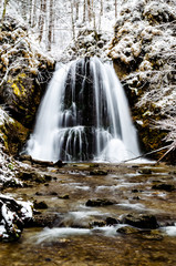 Wasserfall mit einer Langzeitbelichtung 