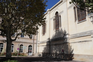 Hôtel de ville de la commune de Caluire et Cuire - Département du Rhône - Ancienne Maison des Frères des Ecoles Chrétiennes