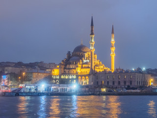 Fototapeta na wymiar Yeni Cami Mosque nicknamed “The New Mosque”
