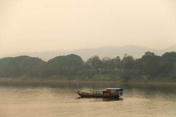 Boat trips on the Mekong River, Chiang Khan, Loei Province, Thailand, Border between Thailand and Laos