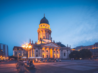 Magnifique heure bleue sur Berlin