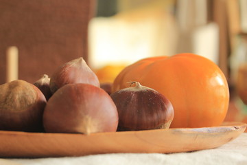 秋の味覚　柿と栗