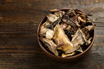 dry mushrooms in a plate