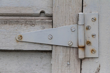Vintage door hinge latch white