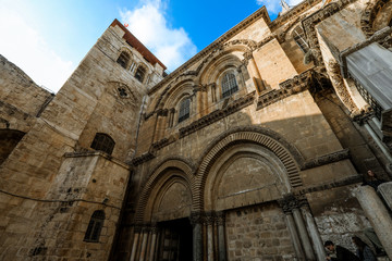 Fototapeta na wymiar Inside View of the Church of the Holy Sepulchre, Israel