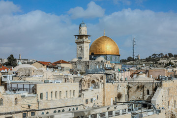 Fototapeta na wymiar Panoramic View to the Golden Roofs of the Dome of the Rock, Jerussalem, Israel