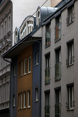 Fototapeta na wymiar Apartments block in a neighborhood of Vienna