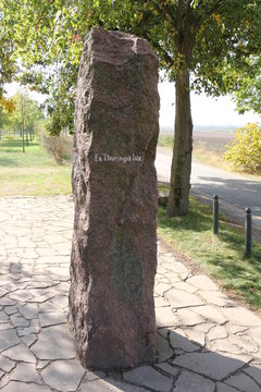 Blick auf den Lutherstein &ouml;stlich von Stotternheim in Th&uuml;ringen