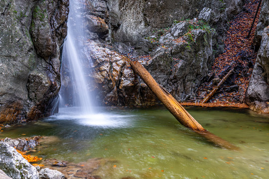 Laintal-Wasserfall im T&ouml;lzer Land in Oberbayern