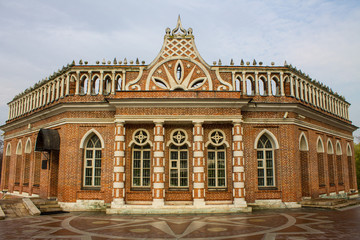 Fototapeta premium brick pink Palace in Tsaritsyno Park on autumn day in Moscow Russia