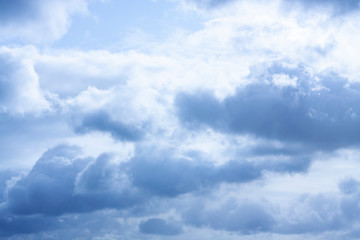 Obraz premium Bright blue clouds in the sky