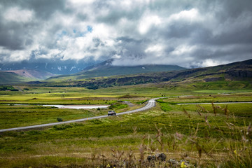 Windy Road on Icelands 