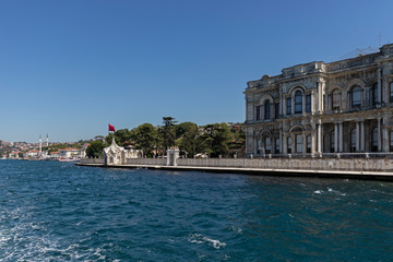 Obraz premium Panorama from Bosporus to city of Istanbul, Turkey