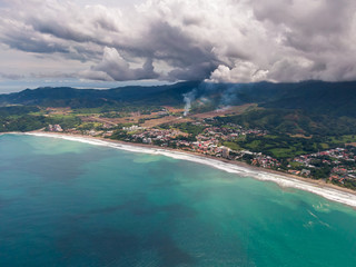 Fototapeta premium Beautiful aerial view of the Jaco Beach in Costa Rica