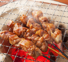  やきとり　　炭火焼き鳥