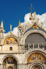 Fototapeta na wymiar Basilica and Cathedral of San Marco (St. Mark the evangelist), Venice, UNESCO world heritage site, Veneto, Italy, Europe