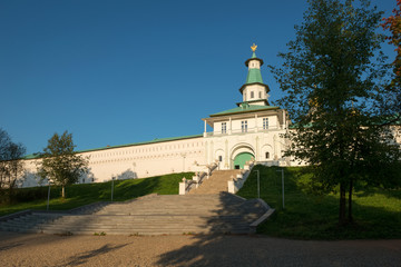 Fototapeta na wymiar Gate Elizabethan Tower. Resurrection New Jerusalem Stauropegial Monastery. The city of Istra. Moscow region