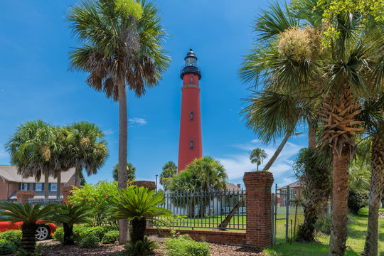 Ponce Inlet Lighthouse, Daytona Beach, Florida.