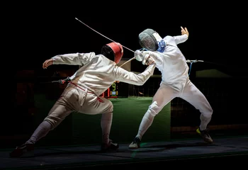 Foto auf Acrylglas Bestsellern Sport Kämpfe bei einem Fechtwettbewerb.