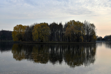 Fototapeta na wymiar view of the lake and island