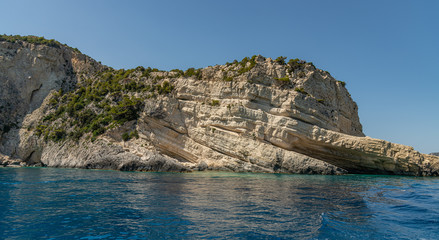Fototapeta na wymiar rocky cliff on zakynthos