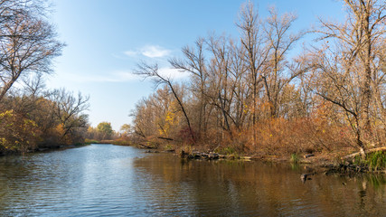 Fototapeta na wymiar the late autumn river landscape