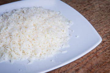 food, snack, fried, meal, plate, delicious, white, meat, nut, healthy, bowl, dish, appetizer, baked, dinner, isolated, sweet, bread, cuisine, tasty, nuts, almonds, dessert, lunch, roasted, sauce, tort