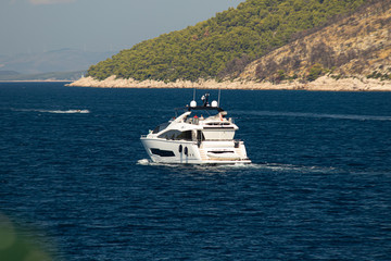 Fototapeta na wymiar yacht floating on the adriaticsea