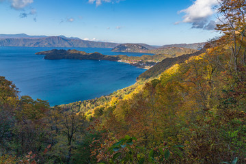 Obraz premium Towada Hachimantai National Park in autumn