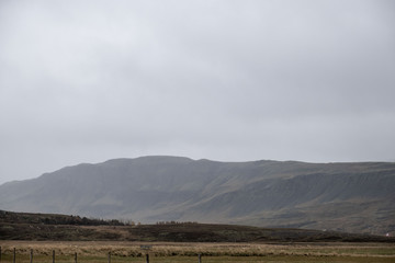 Blick in das Tal Svinadalur mit dem Glaminastaðaásar bei Borgarnes