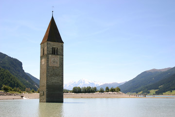 Fototapeta na wymiar Resia lake - Submerged bell tower