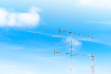 Background, bright sky, blue sky, comfortable with antennas, radio towers, telephone network antennas