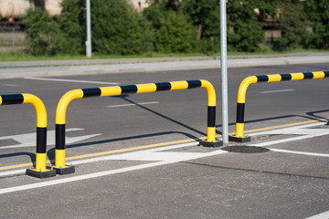 Car parking safety Bollard Guard black yellow steel pipe