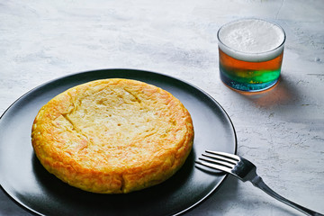 The potatoes omelette or Spanish omelette