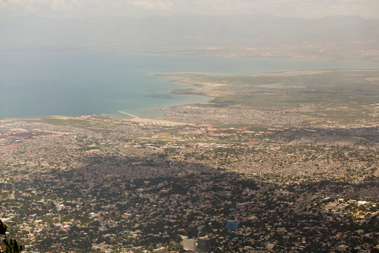 Port-au-Prince Haiti Pobreza Miséria © AlbertoHektor