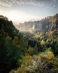 Sächsische Schweiz - Basteiaussicht zum Sonnenaufgang - Elbsandsteingebirge