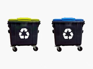 Gelbe und Blaue Mülltonne isoliert