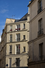 Fototapeta na wymiar Maisons parisiennes, France