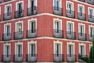 Fototapeta na wymiar Facades of buildings in the center of Madrid seen at an angle