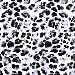Full seamless leopard cheetah animal skin pattern. Design for textile fabric printing. Suitable for fashion use.