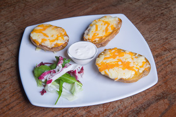 toast, bruschetta, bread, snack, cheese, fresh, appetizer, canape, vegetable, vegetarian, italian, roasted, meal, food, dinner, breakfast, cuisine, delicious, slice, baguette, tasty, traditional, cros