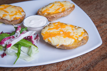 toast, bruschetta, bread, snack, cheese, fresh, appetizer, canape, vegetable, vegetarian, italian, roasted, meal, food, dinner, breakfast, cuisine, delicious, slice, baguette, tasty, traditional, cros